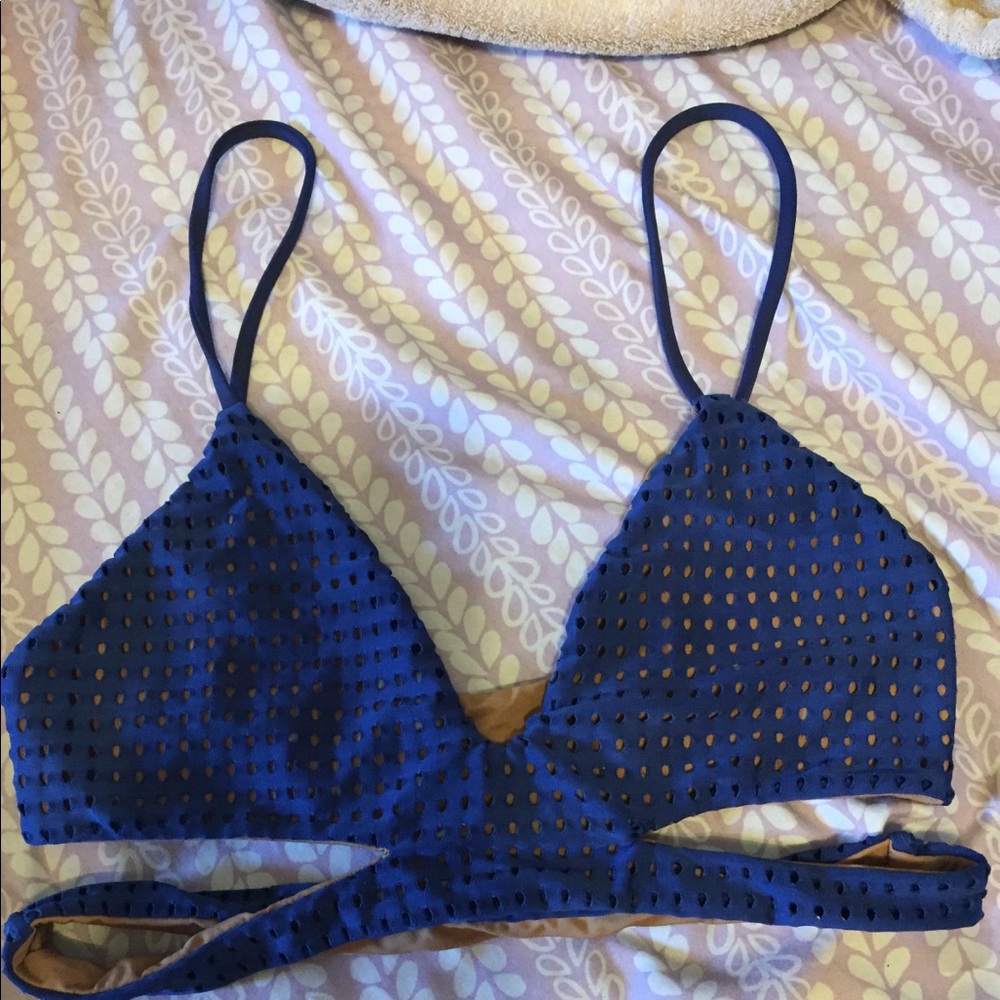 Acacia blue mesh top.